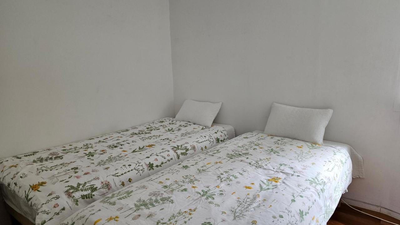 Guesthouse The Kims Сеул Екстер'єр фото