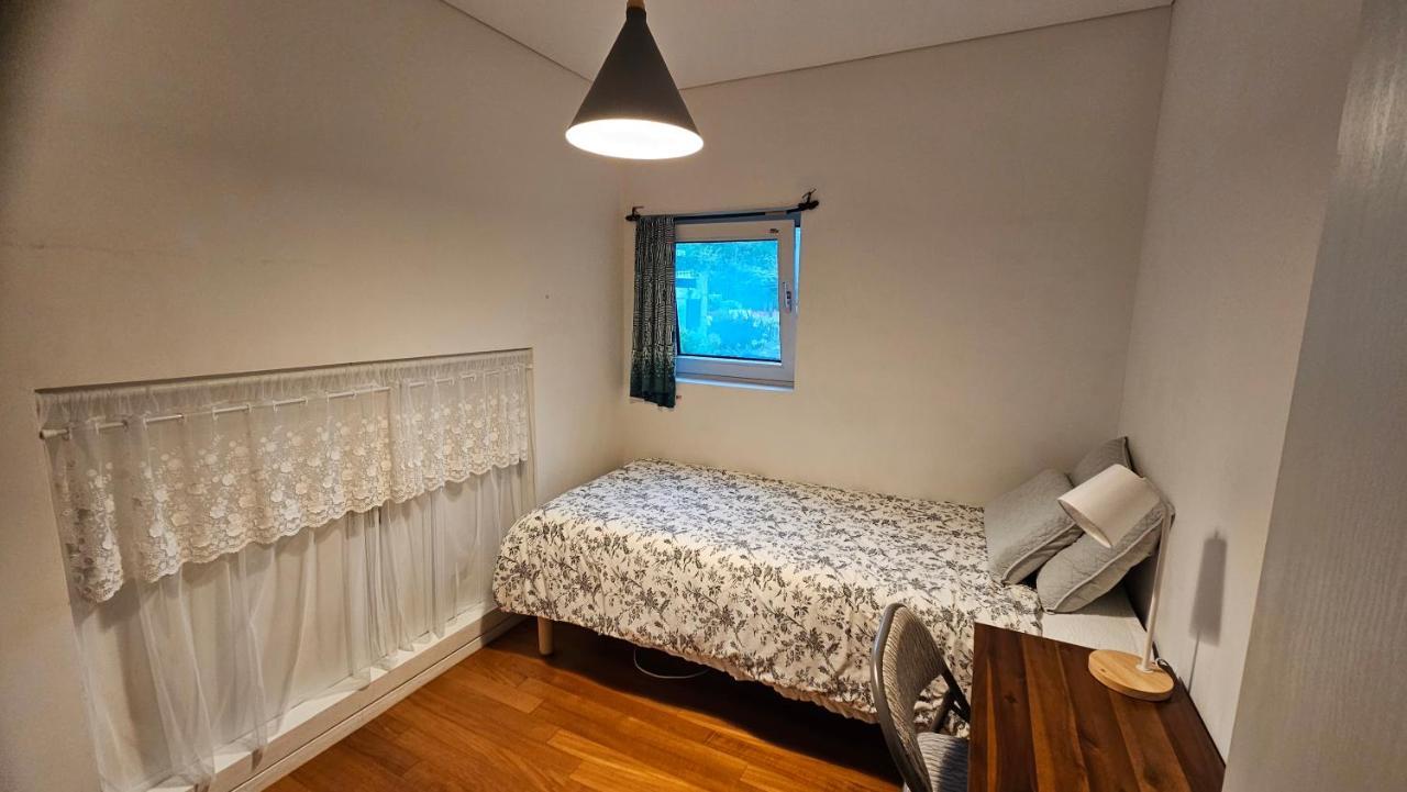 Guesthouse The Kims Сеул Екстер'єр фото