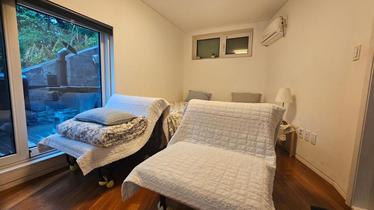 Guesthouse The Kims Сеул Екстер'єр фото