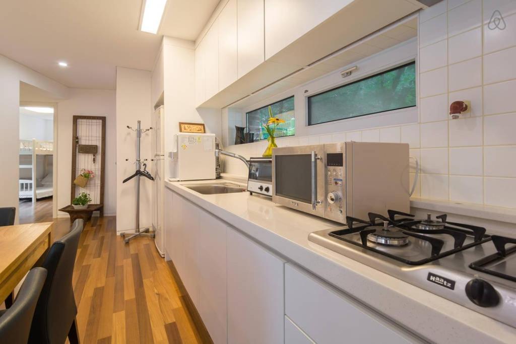 Guesthouse The Kims Сеул Екстер'єр фото