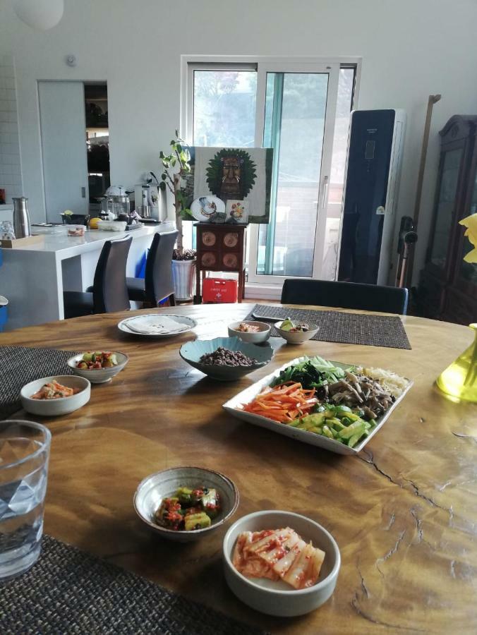 Guesthouse The Kims Сеул Екстер'єр фото